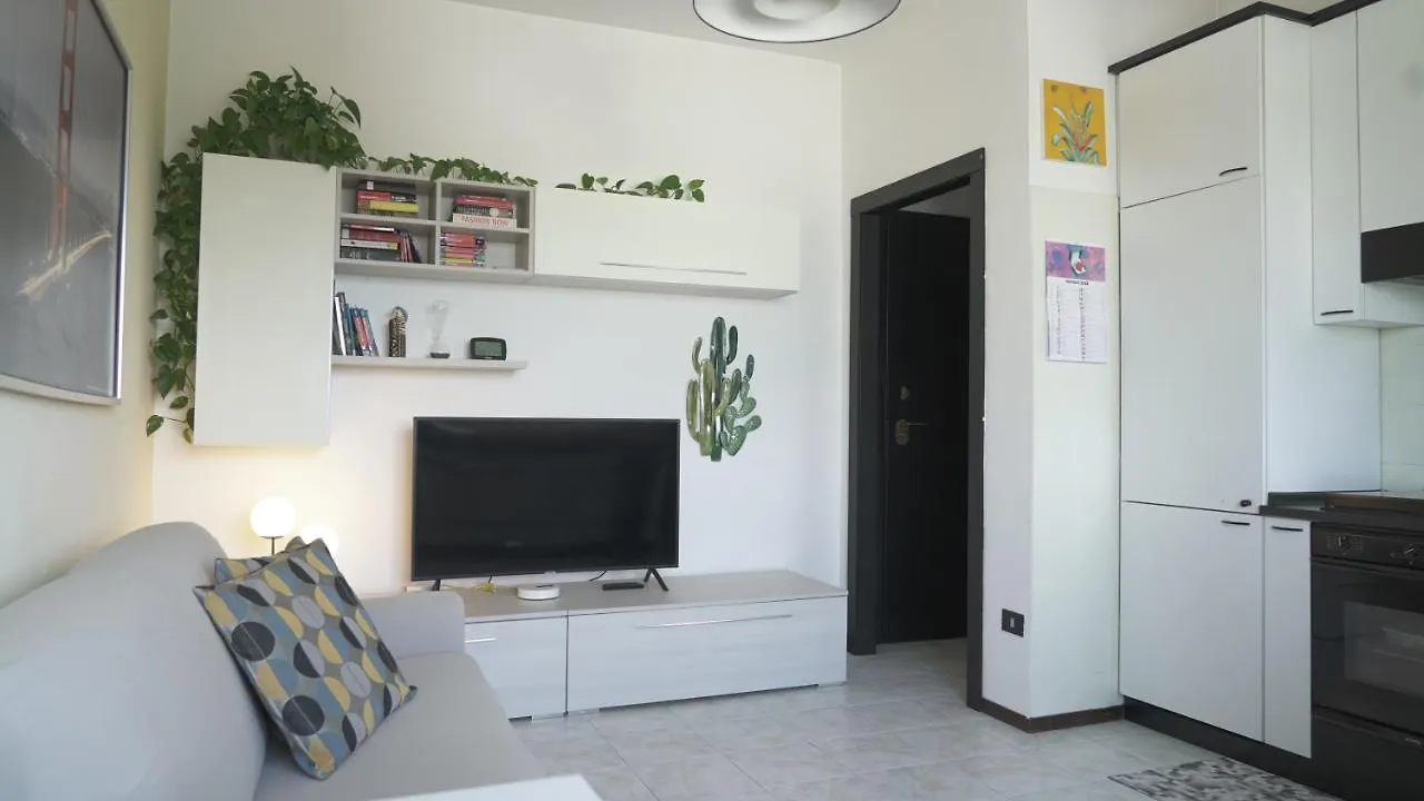 10 Min Centrale ***** Relax Apartment Wifi-Netflix Milan