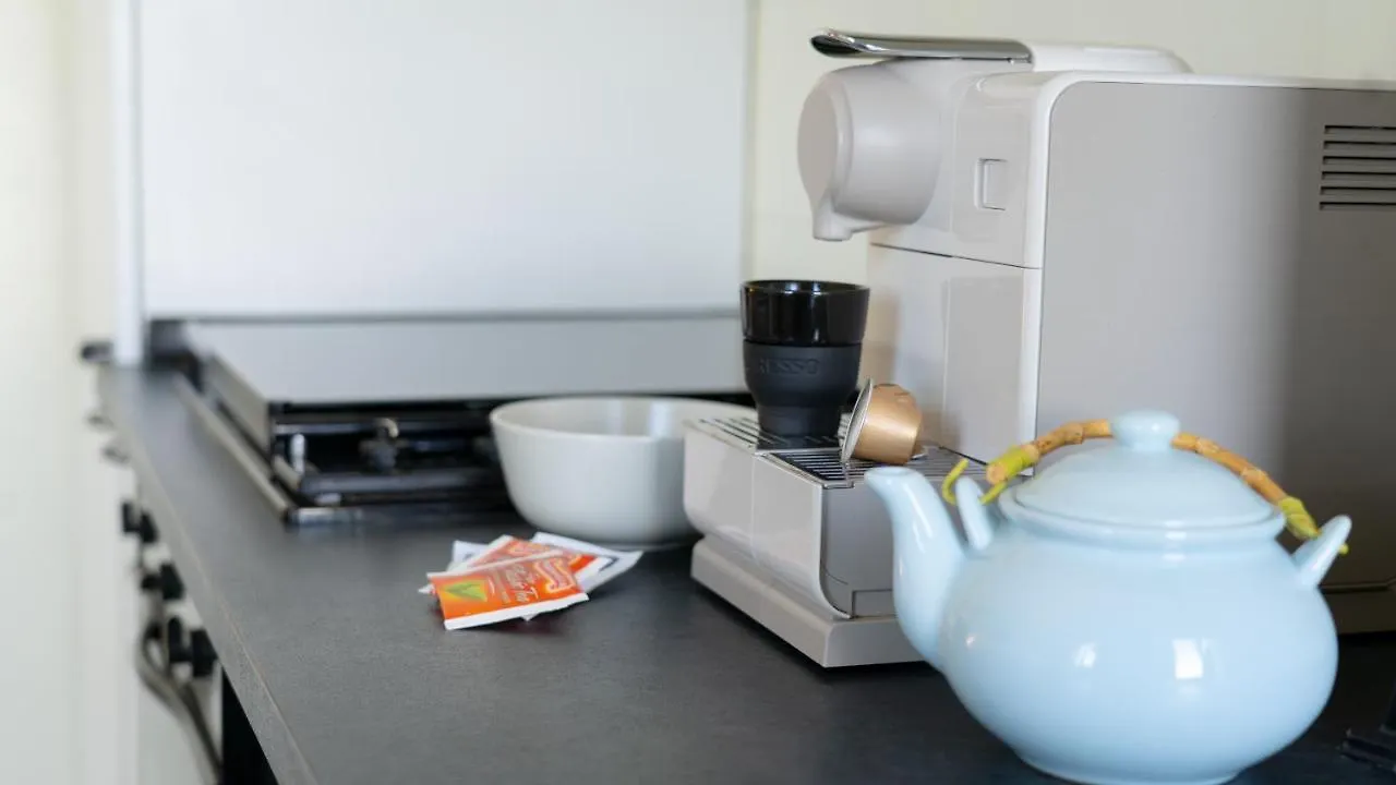10 Min Centrale ***** Relax Apartment Wifi-Netflix Milan Italy